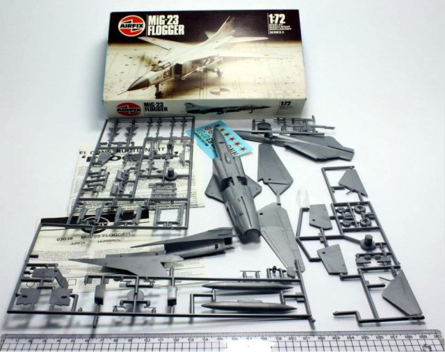 AIRFIX_Mig 23_1.jpg